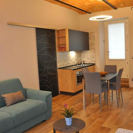 Sotto La Torre Apartment Costigliole d'Asti Luaran gambar